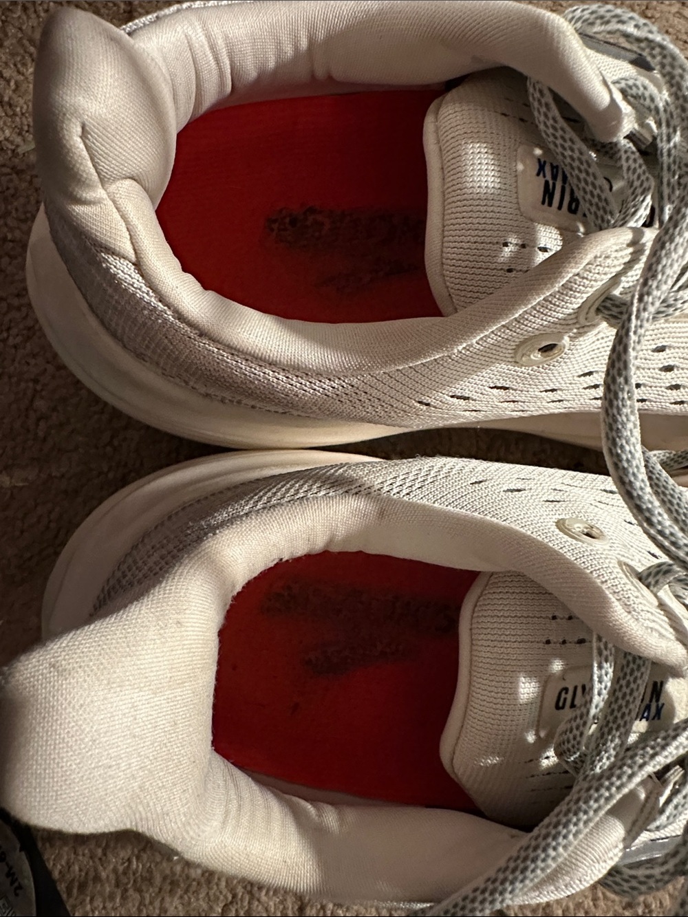 Women’s Brooks Glycerin Sneakers - White - Picture 10 of 16